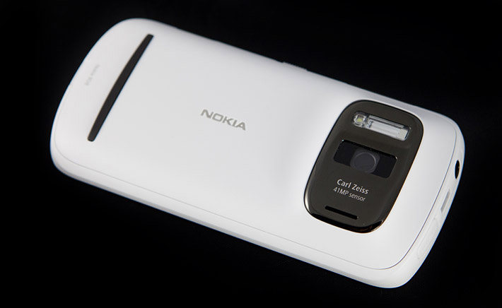 Обзор Nokia 808 PureView с 41Мп камерой!