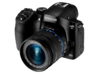 Samsung анонсировала фотокамеру NX30 и новые объективы