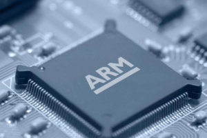 ARM представила новые чипы, не уступающие по мощности десктопным