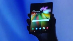 CES 2019: Samsung назвала дату выхода складного смартфона