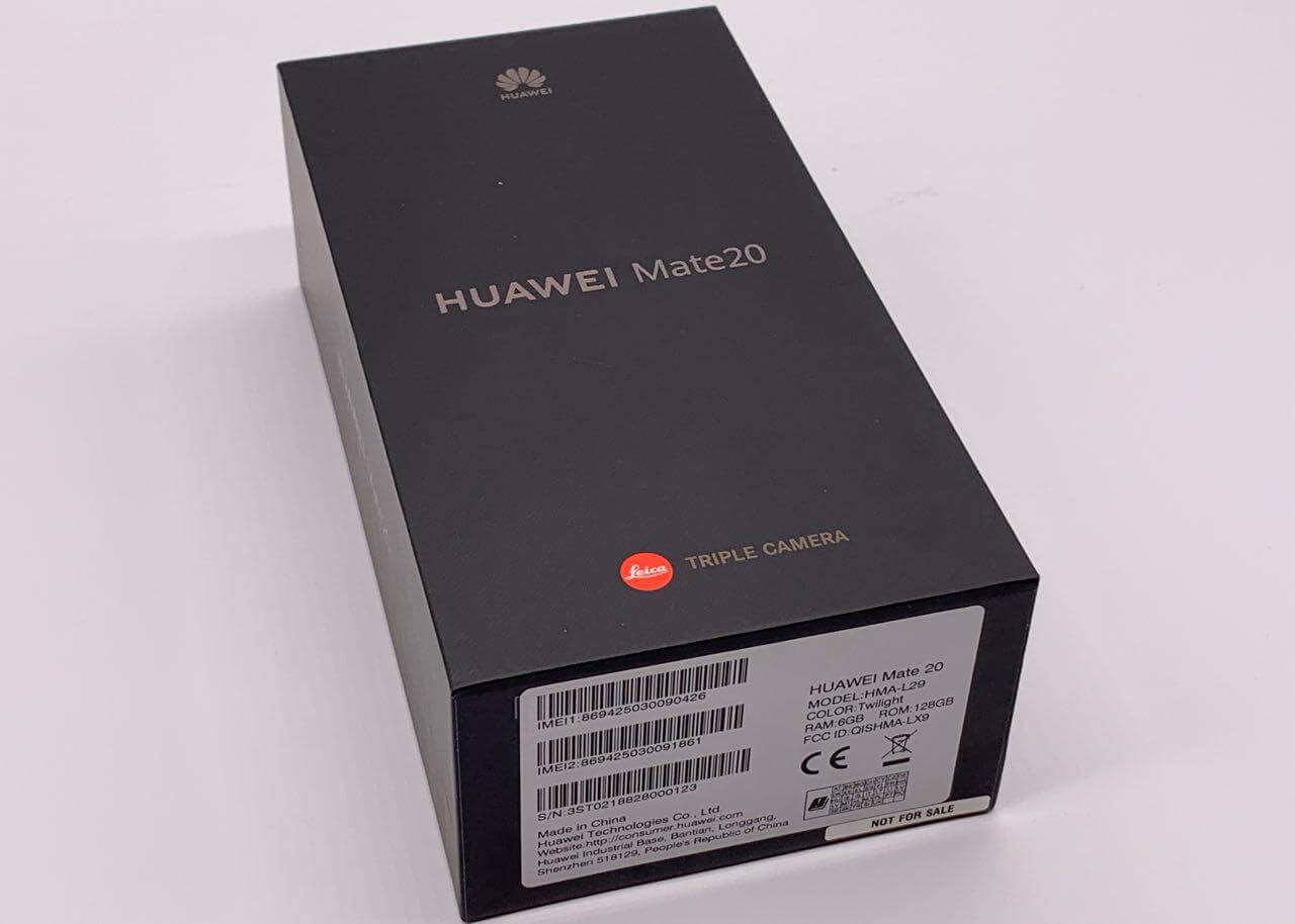 Коробка Huawei Mate 20