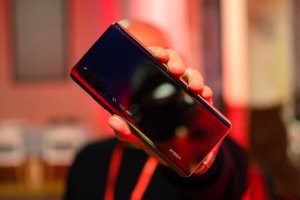 Глава Huawei показал смартфон Huawei P30 Pro