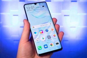 Huawei прогнозирует спад продаж своих смартфонов в 2020 году