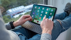 Apple заметно снизила цены на iPad 7-го поколения