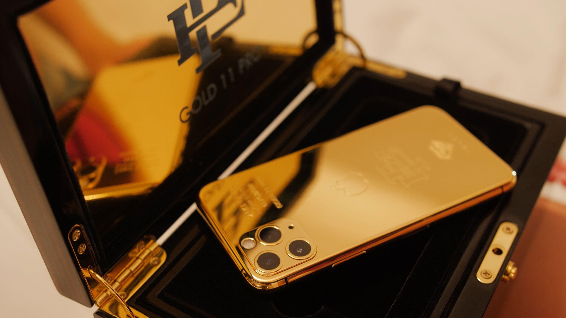 iPhone 11 Pro Gold
