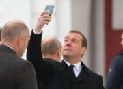 Медведев: Россия может сделать интернет автономным, но не хочет этого