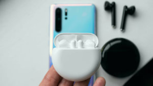Huawei FreeBuds 3 – стильные наушники с качественным звуком и функцией шумоподавления