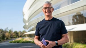 Тим Кук получил акции Apple на сумму $750 миллионов долларов