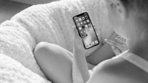 Владельцы iPhone и iPad требуют от Apple отказаться от поиска детского порно на их устройствах