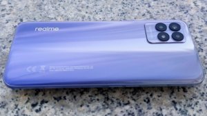 Смартфон Realme 8i выходит в России – 120 Гц и 5000 мАч за 15 990 рублей