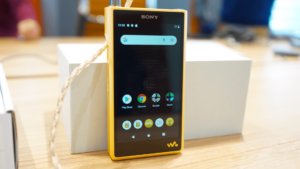 Sony представила плеер на Android за $3580