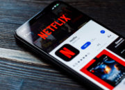После ухода из России акции Netflix рухнули более чем на 20%