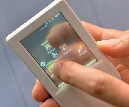 Создан смартфон с двусторонним сенсорным дисплеем